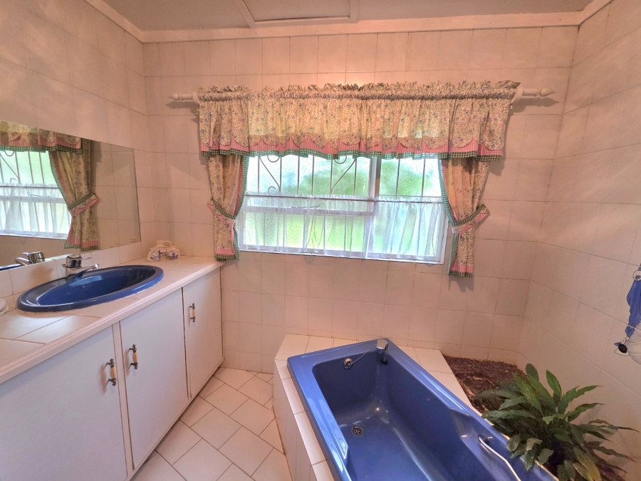 To Let 4 Bedroom Property for Rent in Reitz Free State